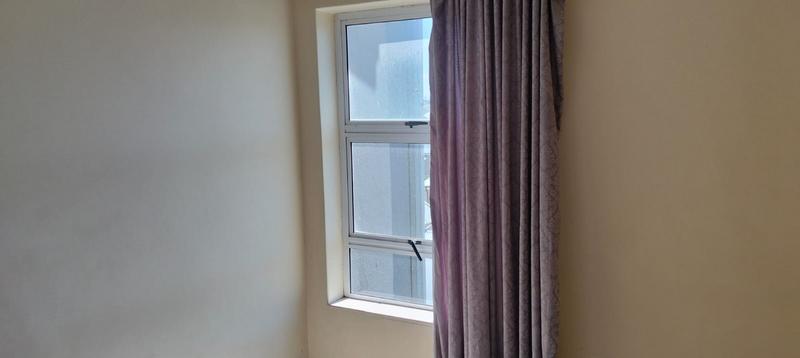 To Let 2 Bedroom Property for Rent in Buhrein Western Cape